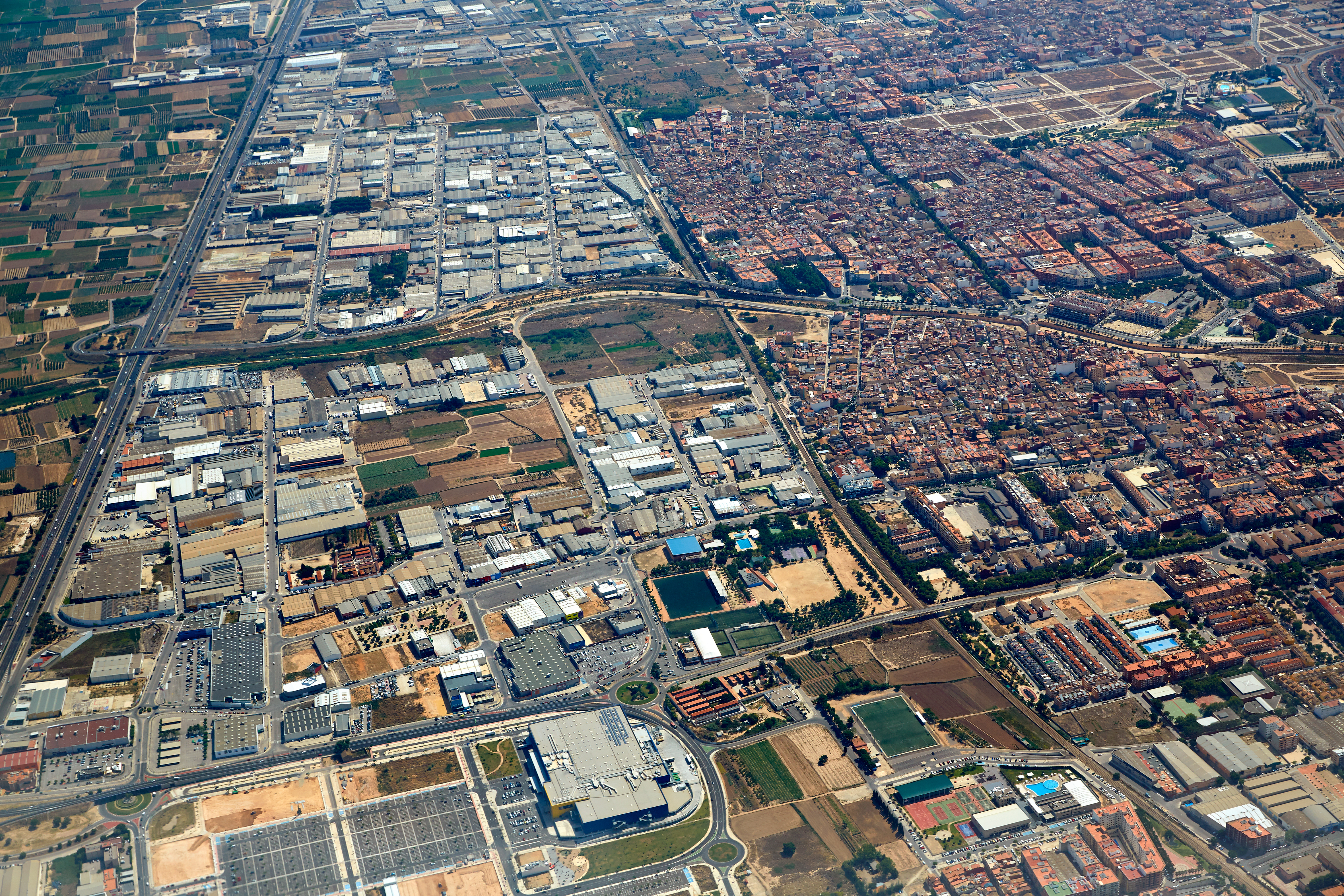Inteligencia satelital aplicada al control territorial e infraestructura con imágenes de muy alta resolución VHR y análisis multiespectral